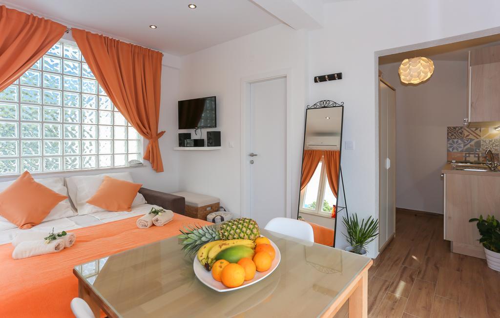 Apartments Ena&Toni คาชเตลา ภายนอก รูปภาพ